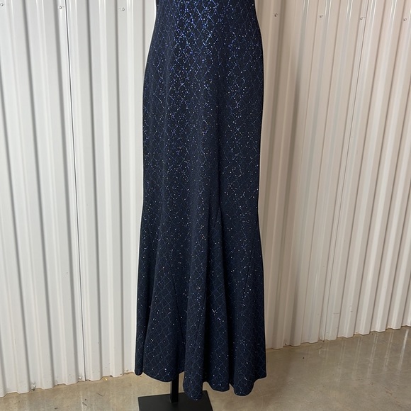 Jodi Kristopher Halter Evening Dress. Preowned - Picture 3 of 9